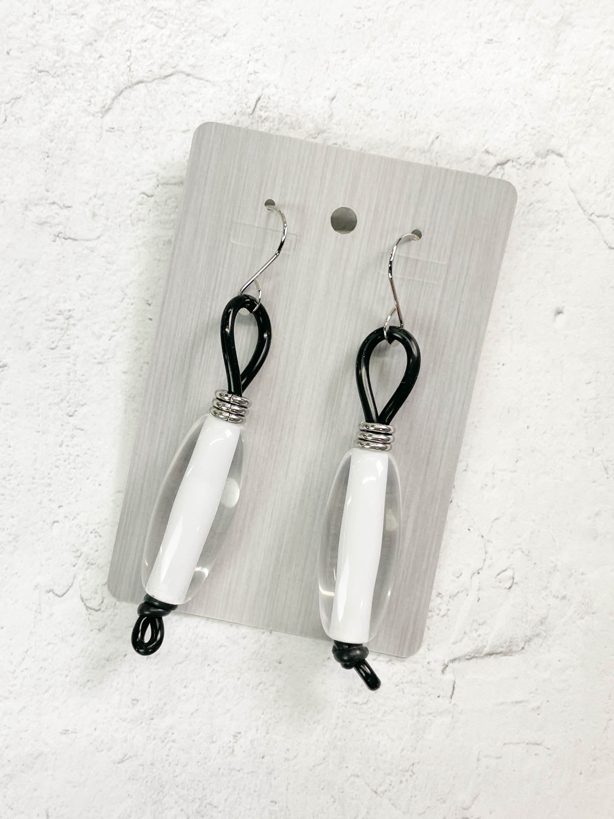 White Resin Chain Link Earrings – The Fashion Lab PR